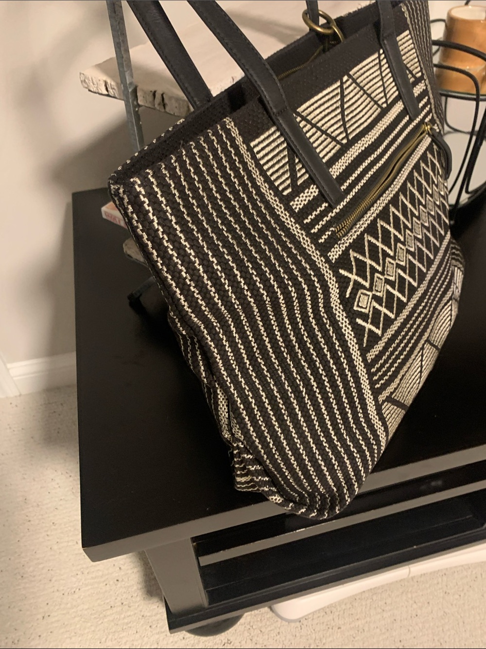 Lucky Brand Black and Cream Geometric Tote - Picture 4 of 4